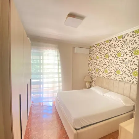 Cozy Apartment At Tirana Center Exterior photo
